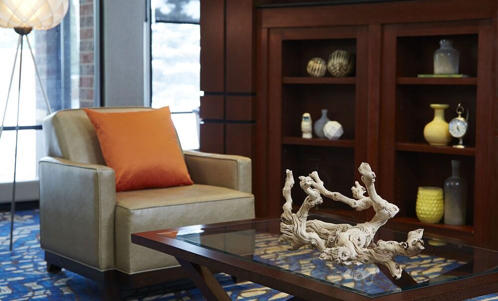 Courtyard Minneapolis St. Paul/Роузвил Екстериор снимка