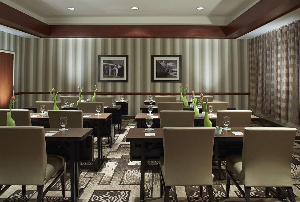 Courtyard Minneapolis St. Paul/Роузвил Екстериор снимка