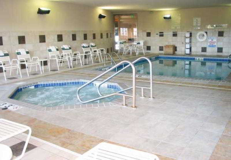 Courtyard Minneapolis St. Paul/Роузвил Екстериор снимка