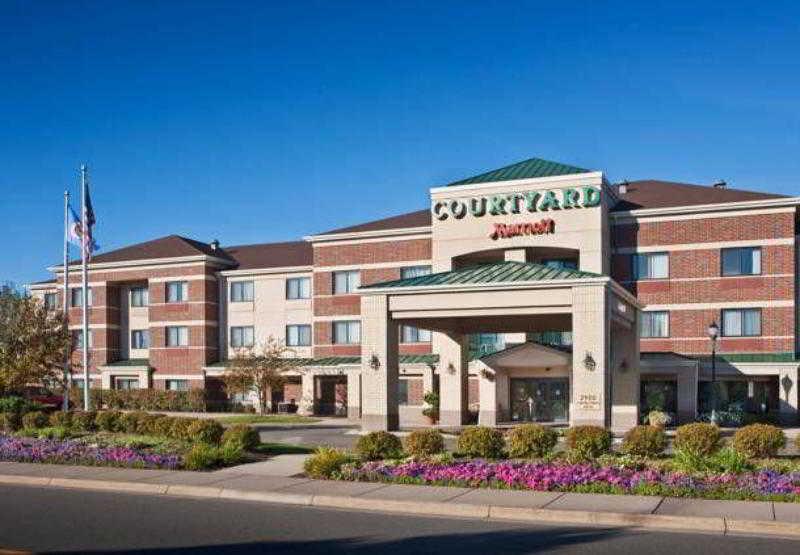 Courtyard Minneapolis St. Paul/Роузвил Екстериор снимка